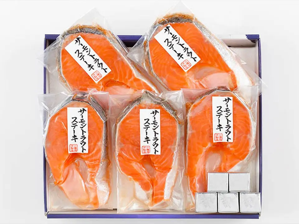 トラウトサーモン