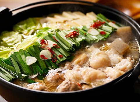 【お歳暮・お正月】豊西牛もつ鍋 コクうま醤油スープ 【3～5人前】